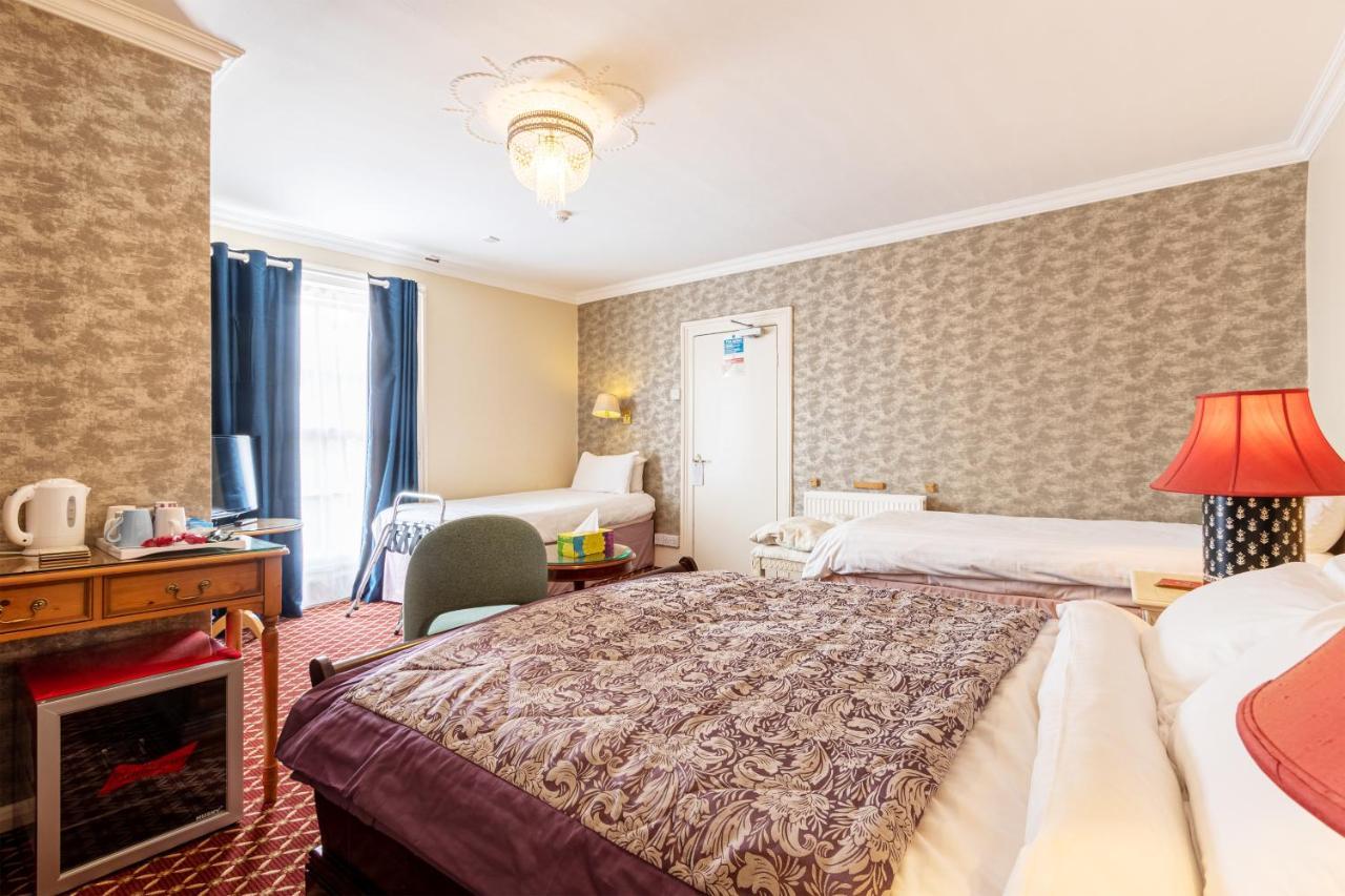 Отель Hubert House Дувр Экстерьер фото
